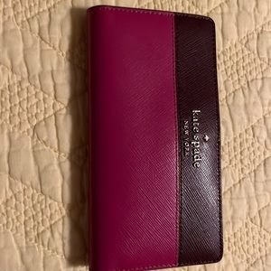 Kate Spade Large Darcy Slim Bifold Wallet